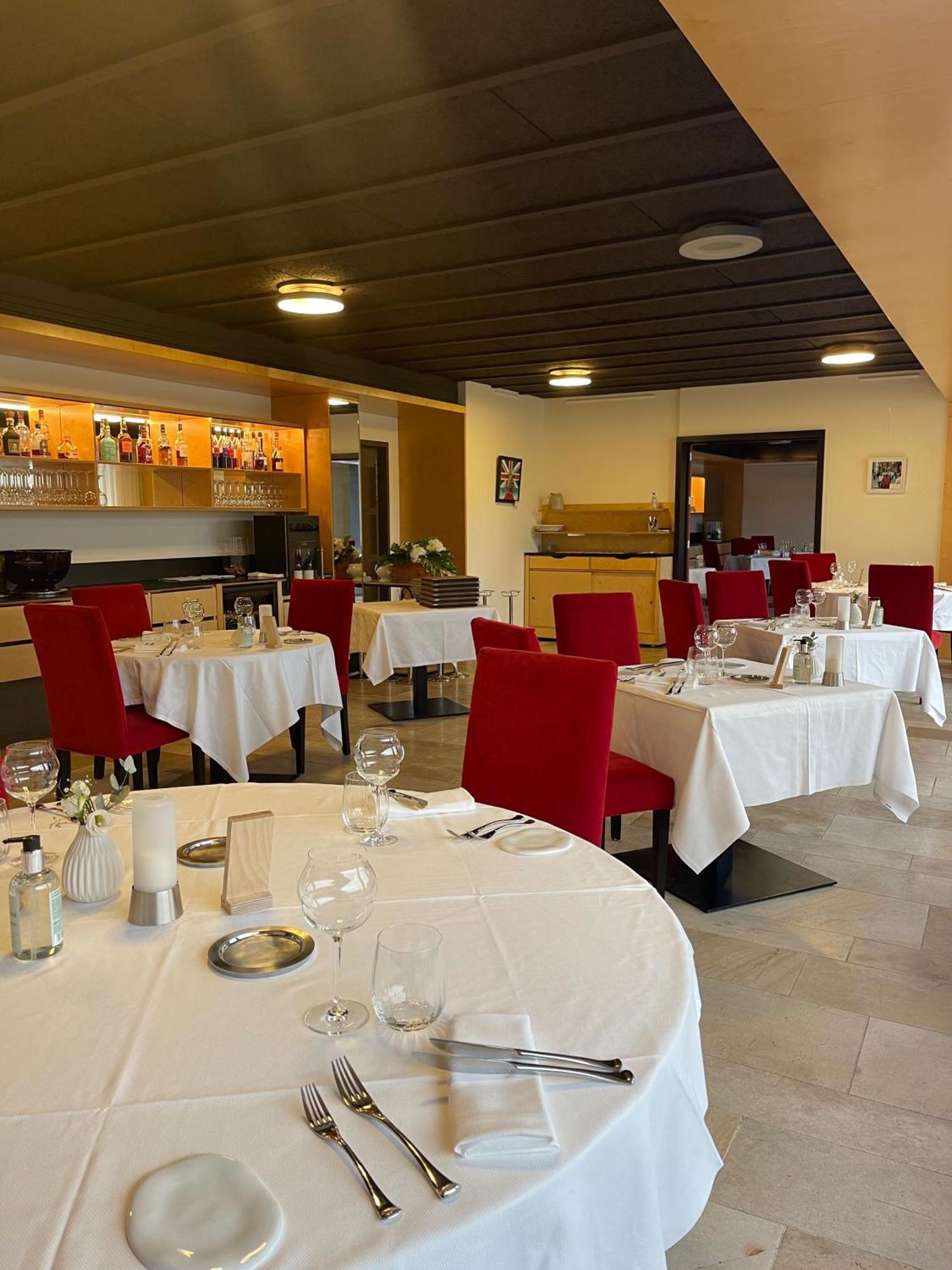 Hotel-Restaurant Le Chateau De Besseuil, Macon Nord - Teritoria Clessé Exteriér fotografie